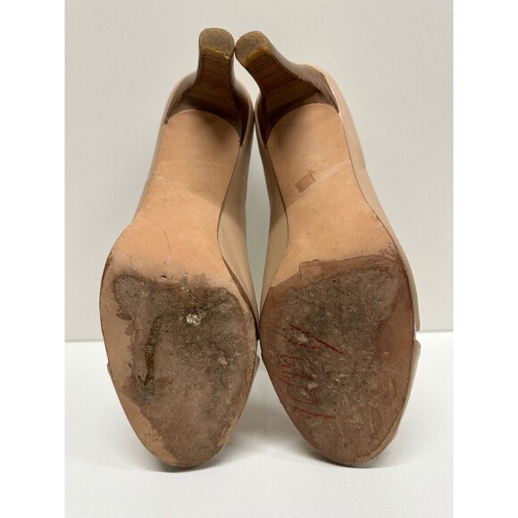 Stuart Weitzman size 8 1/2 M women leather Heels Pump Peep Toe shoe beige color - Picture 10 of 10